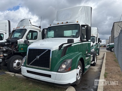 2016 Volvo VNL42T 4x2 S/A Day Cab Truck Tractor