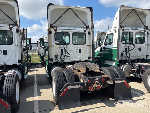 CAMIóN 2017 FREIGHTLINER