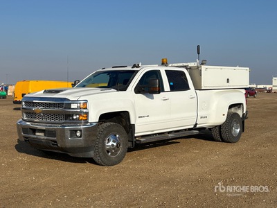 2019 Chevrolet Silverado 3500HD LT 4x4 Crew Cab Pickup