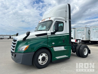2019 Freightliner Cascadia 126 4x2 S/A Day Cab Truck Tractor