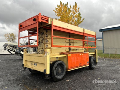 2009 JLG 80SL 4x4 Diesel Scissor Lift
