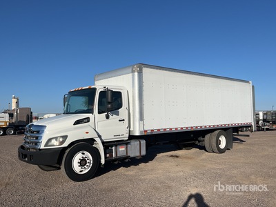 2020 Hino 268 4x2 Van Truck