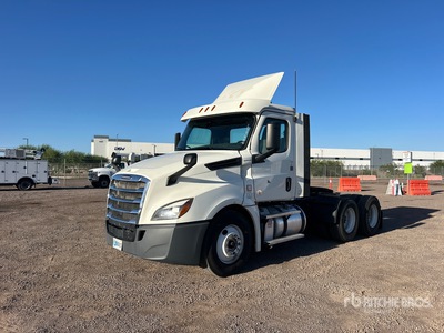 2018 Freightliner Cascadia 126 6x4 Cabeza Tractora Cabina Corta