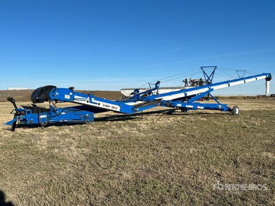 Brandt 2095 20 in x 95 ft Swing-Away Transfer Grain Conveyor