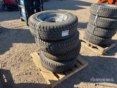 Quantity of (4) 245/75R16 を見 Tires