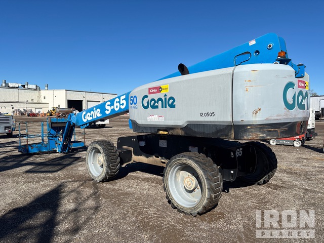 ELEVADOR TELESCóPICO 2016 GENIE 4WD S65