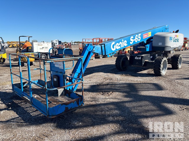 ELEVADOR TELESCóPICO 2016 GENIE 4WD S65