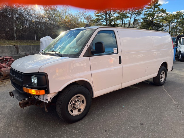 2017 Chevrolet Express 3500 Cargo Van