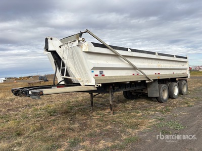 2012 Arne's 31 ft Tri/A Remorque à benne basculante arrière