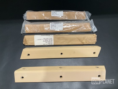 (482) BAE Systems 6431561-200M1 Mounting Brackets