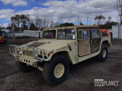 2006 AM General M1097R1 HMMWV 4 Door Soft Top w/Truck Body