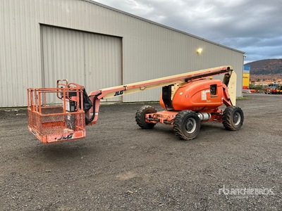 1999 JLG 600A 4WD Dual Fuel Articulating Boom Lift