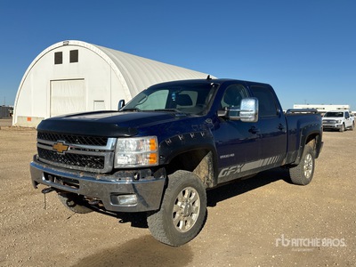2013 Chevrolet Silverado 2500HD LTZ 4x4 Crew Cab Pickup