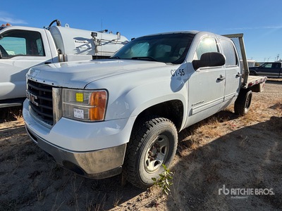 2010 GMC Sierra 2500HD SLE 4x4 Crew Cab 平台トラック