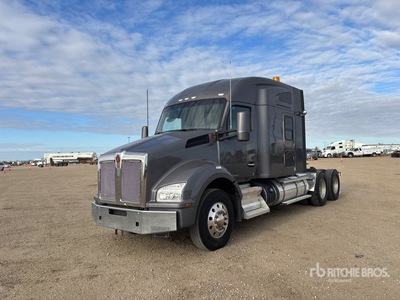 2020 Kenworth T880 6x4 T/A Sleeper Truck Tractor