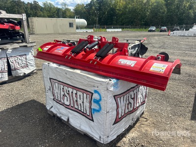 Western Pro-Plow Series 2 7 ft 5 in Snow Plow