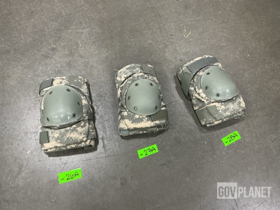 (120) Pairs of Knee Pads