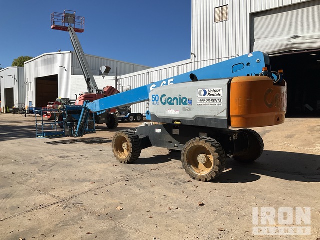 ELEVADOR TELESCóPICO 2016 GENIE 4WD S65