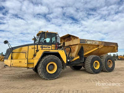 2013 Komatsu HM400-3 Knickgelenkter Muldenkipper