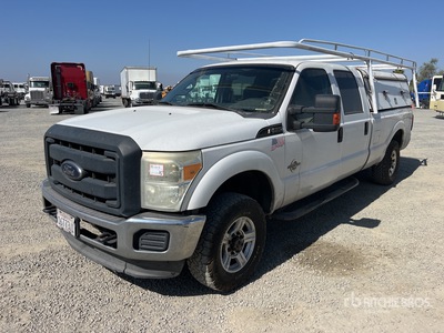 2012 Ford F-250 XL 4x4 Crew Cab Pickup
