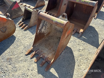 22 in Backhoe Rear Bucket