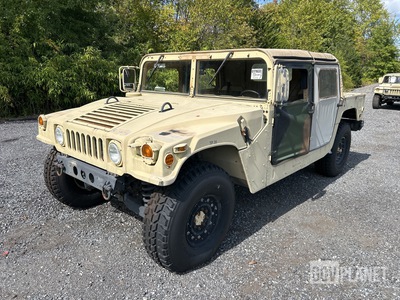 AM General M1097R1 HMMWV 4 Door Soft Top w/Truck Body