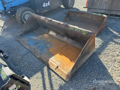 72 in General Purpose Skid Steer Bucket