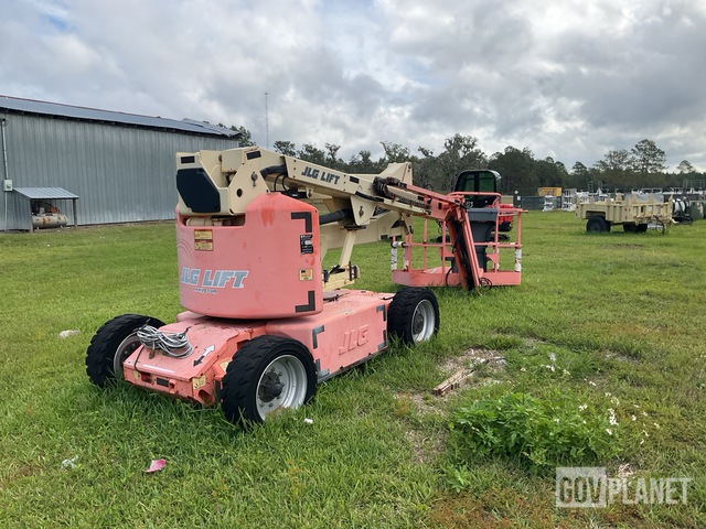 ELEVADOR ARTICULADO JLG E450AJ