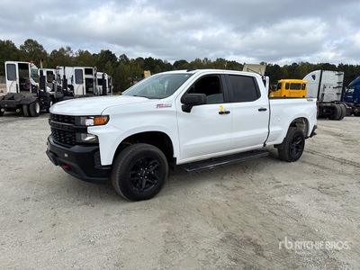 2019 Chevrolet Silverado 1500 Z71 Trail Boss 4x4 Crew Cab بيك اب