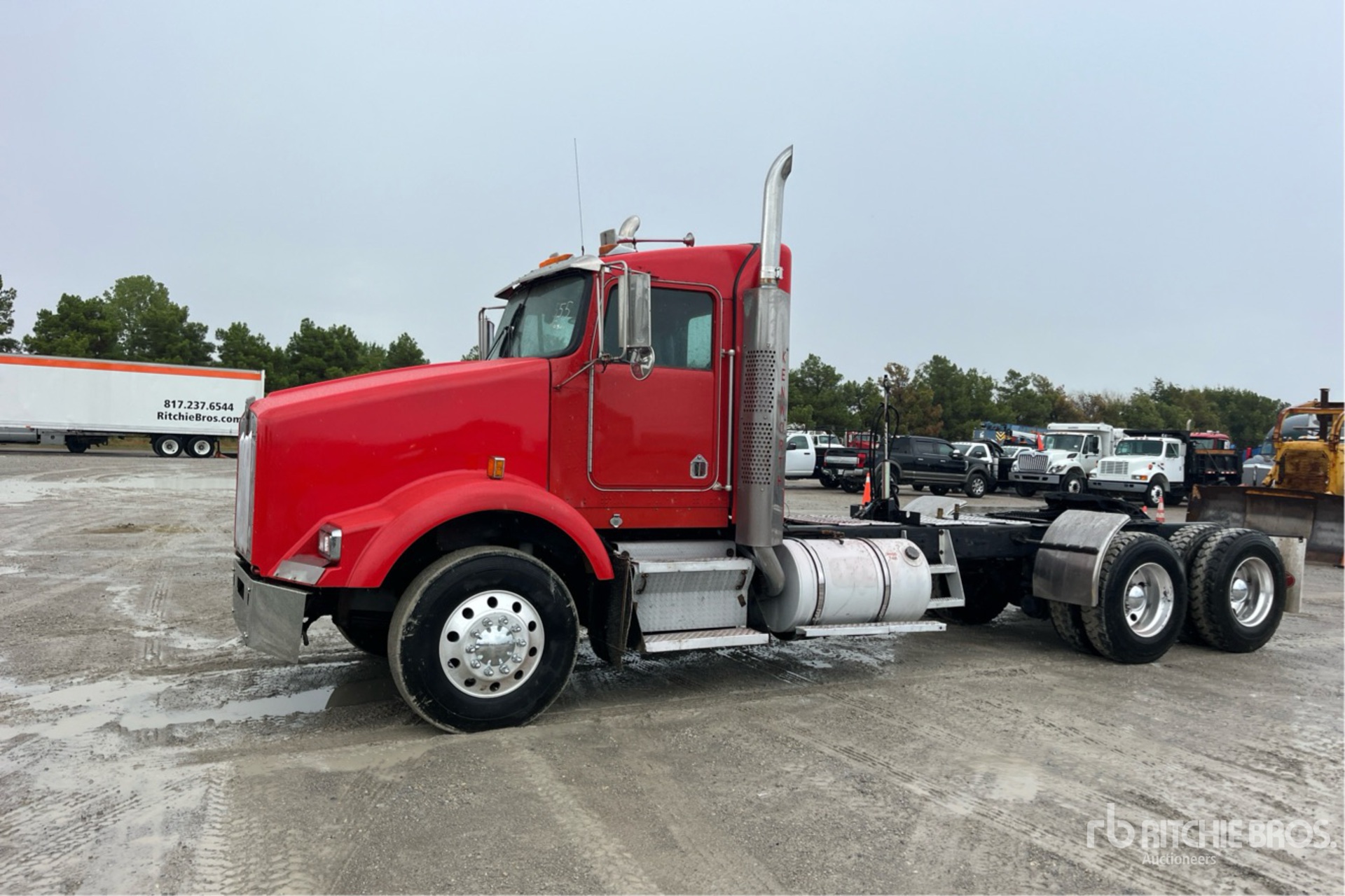 1997 Kenworth T800 6x4 T/A Day Cab Truck Tractor
