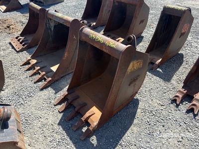 22 in Backhoe Rear Bucket