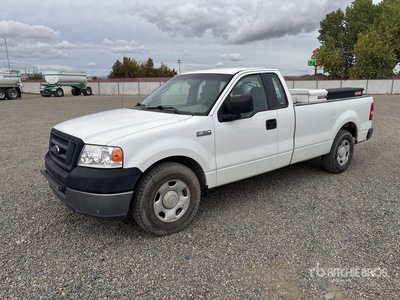 2006 Ford F-150 XL 4x2 Pickup