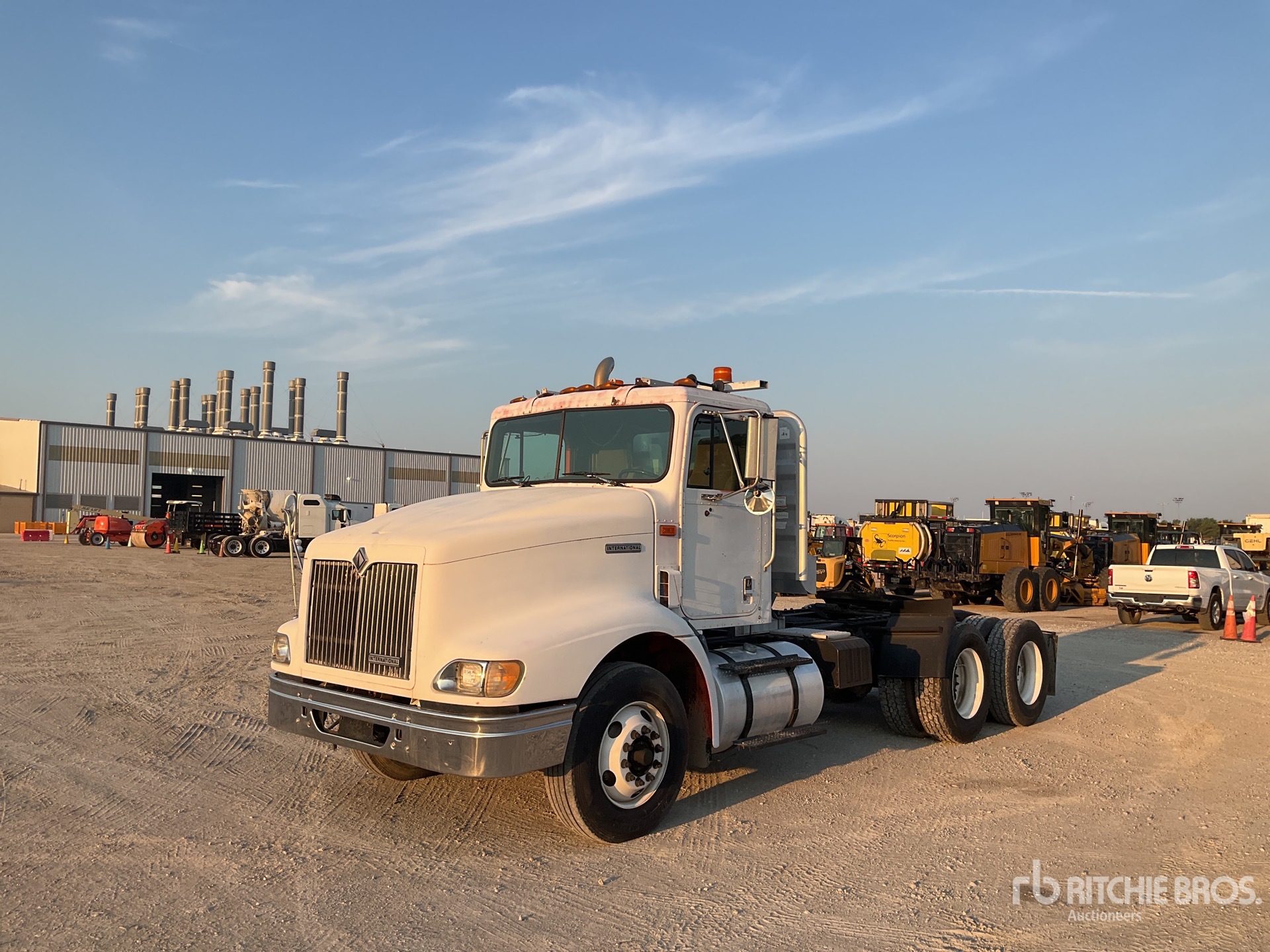1999 International 9100 6x4 T/A Day Cab Truck Tractor