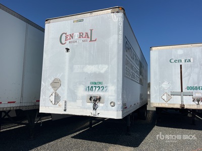 2001 Stoughton 28 ft x 102 in S/A Van Trailer