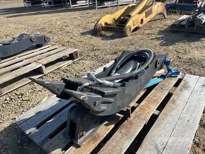 11 in Excavator Thumb