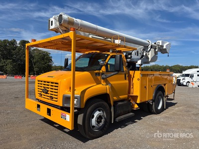 Altec 42 ft on 2005 Chevrolet 3500 4x4 شاحنة دلو