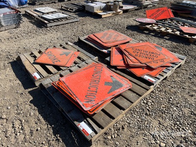 Quantity of (4) Pallets of Road Signs