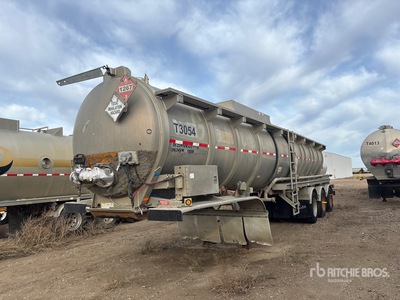 2014 Heil 407 10000 gal Tri/A Remorque citerne