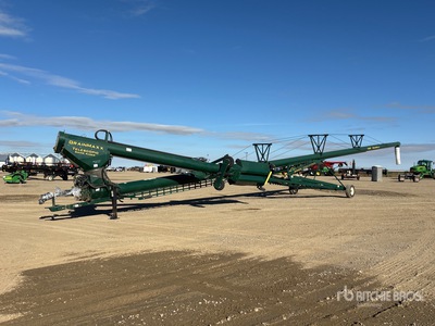 2017 GrainMaxx 7495 14 in x 95 ft Telescopic Swing Grain Auger