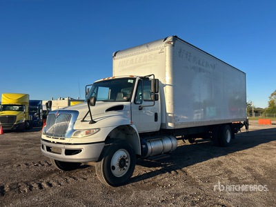2017 International 4300 4x2 Van Truck