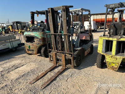 1996 Toyota 42-6FGU25 4500 lb Pneumatic Tire Forklift