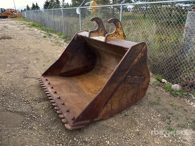 Brandt 72 in Q/C Cleanup دلو حفارة - Fits 240