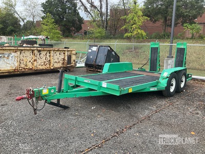 2015 Best Trailer EQ80X16 16 ft T/A Remolque Portamaquinaria