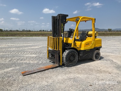 2016 Hyster H90FT 9000 lb Montacargas / Forklift