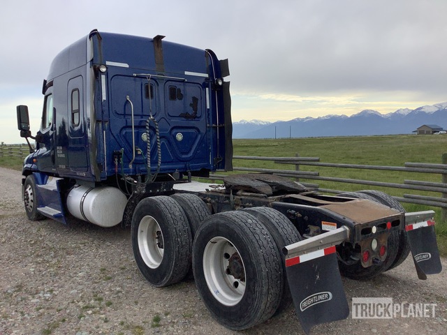 CAMIóN CAMAROTE 2016 FREIGHTLINER