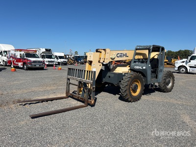 2017 Gehl RS8-42 を見 Telehandler