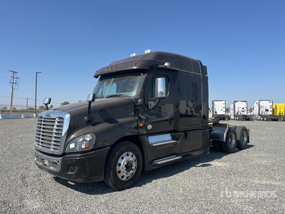 2016 Freightliner Cascadia 125 6x4 T/A Sleeper Truck Tractor