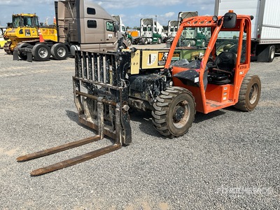 2018 JLG G5-18A Ładowarka teleskopowa