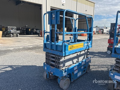 2018 Genie GS1930 Scissor Lift