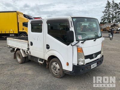 2012 Nissan ATLAS 4x2 Crew Cab Flatbed Truck
